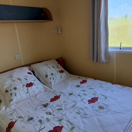 Etang Pre De La Font Hotel Cercles Bagian luar foto