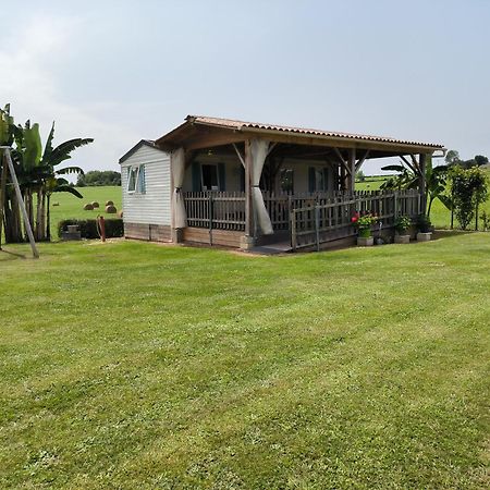 Etang Pre De La Font Hotel Cercles Bagian luar foto